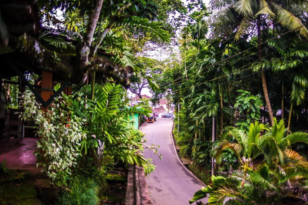Hotel Gem Land Ratnapura Ngoại thất bức ảnh