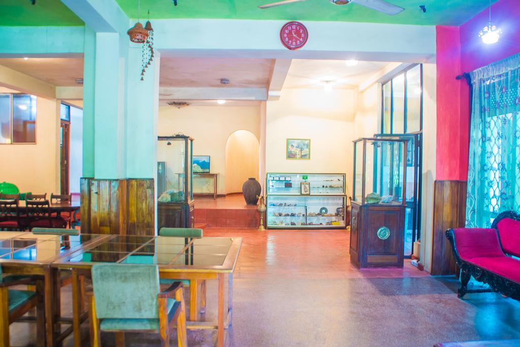 Hotel Gem Land Ratnapura Ngoại thất bức ảnh